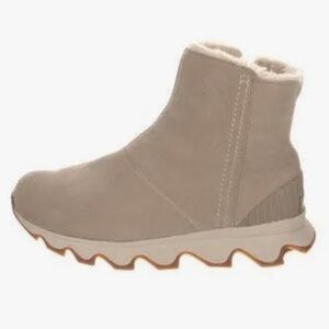 Sorel Women's Beige Waterproof Winter Boots - Size 7
